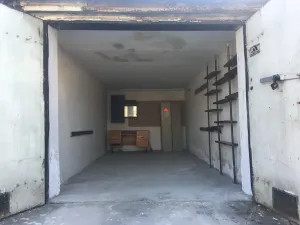 Pronájem garáže, Teplice, Bratislavská, 20 m2