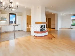 Pronájem vily, Praha - Jinonice, Souběžná I, 300 m2