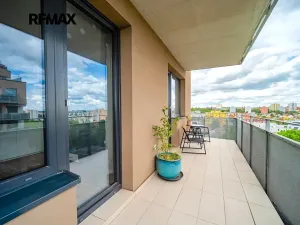 Prodej bytu 4+kk, Praha - Strašnice, Zvěřinova, 92 m2