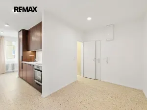 Prodej bytu 3+1, Praha - Zličín, Nedašovská, 80 m2