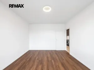 Prodej bytu 3+1, Praha - Zličín, Nedašovská, 80 m2