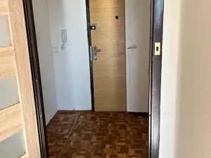 Pronájem bytu 2+kk, Liberec, Dobiášova, 40 m2