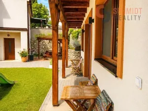 Prodej rodinného domu, Bavory, 323 m2