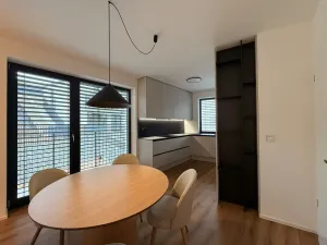 Pronájem bytu 3+kk, Mladá Boleslav - Čejetice, Koněvova, 71 m2