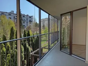 Prodej bytu 2+kk, Praha - Žižkov, Ke kapslovně, 58 m2