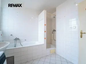 Pronájem bytu 3+1, Praha - Břevnov, Junácká, 75 m2