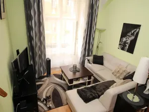 Pronájem bytu 1+1, Praha - Smíchov, Na Valentince, 45 m2