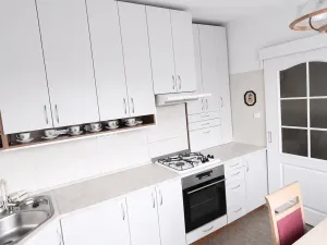 Prodej bytu 3+1, Trutnov, Lnářská, 74 m2