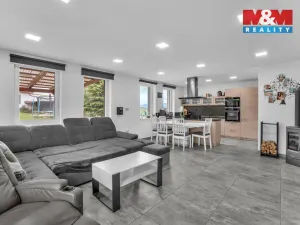 Prodej rodinného domu, Podhradí - Čejkovice, 225 m2