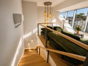 Pronájem apartmánu, Praha - Smíchov, Kobrova, 172 m2