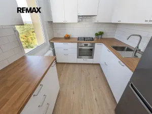 Pronájem bytu 3+1, Praha - Žižkov, Křivá, 73 m2