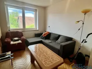 Pronájem bytu 2+kk, Hrušová, 30 m2