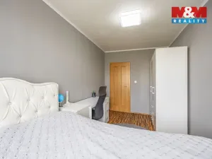 Prodej bytu 3+1, Praha - Řepy, Makovského, 66 m2