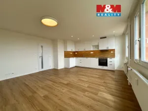 Pronájem bytu 3+kk, Praha - Bohnice, Zelenohorská, 68 m2