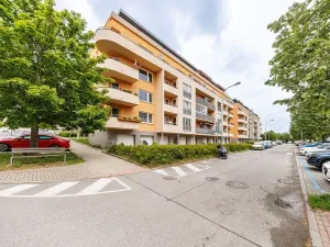 Prodej bytu 2+kk, Brno, Ke Statku, 45 m2