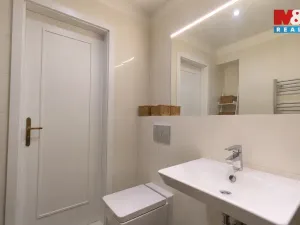 Pronájem bytu 1+kk, Praha - Holešovice, Šimáčkova, 35 m2