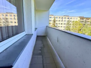 Prodej bytu 3+1, Praha - Strašnice, Pod strání, 68 m2