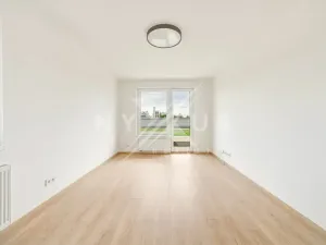 Pronájem bytu 2+kk, Praha - Strašnice, Strančická, 49 m2