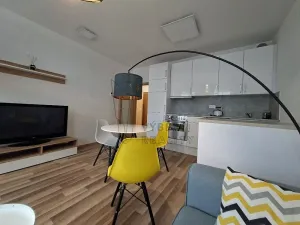 Pronájem bytu 2+kk, Praha - Uhříněves, Karla Guta, 48 m2