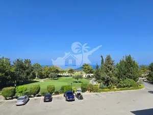 Prodej bytu 2+kk, Agios Amvrosios Keryneias, Kypr, 41 m2