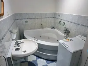 Prodej bytu 2+1, Olomouc, Heyrovského, 58 m2