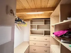 Pronájem bytu 2+1, Praha - Žižkov, Jeseniova, 42 m2