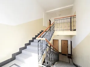 Pronájem bytu 2+kk, Praha - Vysočany, Spojovací, 36 m2