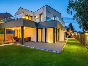 Prodej rodinného domu, Praha - Dolní Měcholupy, Na návsi, 392 m2