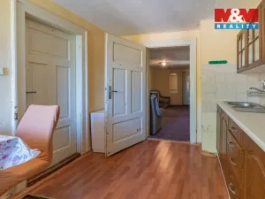 Prodej bytu 5+1, Cheb - Tršnice, 100 m2