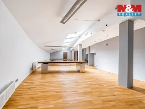 Pronájem kanceláře, Olomouc, Horní náměstí, 156 m2