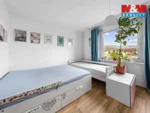 Prodej bytu 4+1, Chlumec, Vyklická, 98 m2