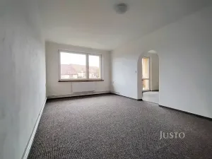 Pronájem bytu 4+1, Přeštěnice, 74 m2