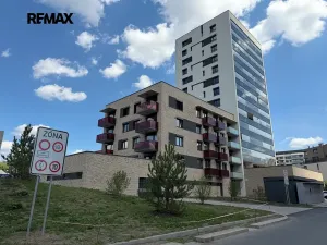Pronájem bytu 2+kk, Praha - Hloubětín, Waltariho, 54 m2