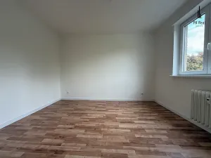 Prodej bytu 3+1, Hradec Králové, třída SNP, 70 m2
