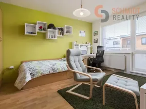 Prodej rodinného domu, Hustopeče, U Větrolamu, 300 m2
