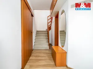 Prodej rodinného domu, Bobnice, Za Školou, 105 m2