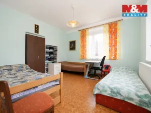 Prodej rodinného domu, Černovice, Táborská, 330 m2