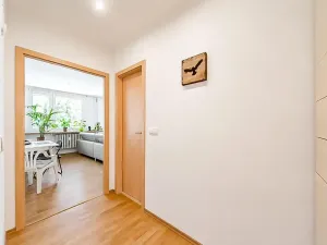 Prodej bytu 3+1, Praha - Komořany, Za sídlištěm, 68 m2