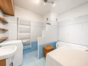 Prodej bytu 3+1, Praha - Komořany, Za sídlištěm, 68 m2
