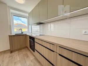 Pronájem bytu 2+kk, Rosice, Wolkerova, 52 m2