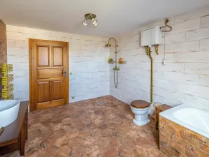 Prodej zemědělské usedlosti, Křelovice, 395 m2