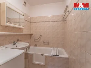 Prodej bytu 3+1, Praha, Jílovská, 63 m2