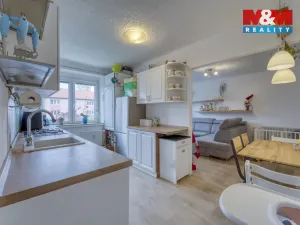 Prodej bytu 3+1, Plzeň - Koterov, Topolová, 72 m2