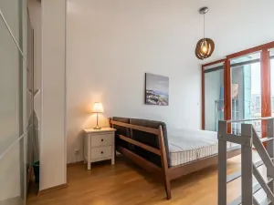 Pronájem bytu 2+kk, Praha - Libeň, Novákových, 46 m2