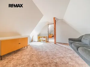 Prodej rodinného domu, Kamýk nad Vltavou, 363 m2