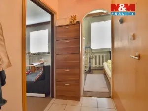 Pronájem bytu 2+kk, Hradec Králové - Nový Hradec Králové, Brožíkova, 34 m2