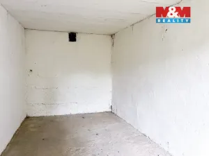 Prodej garáže, Praha, Novobohdalecká, 19 m2