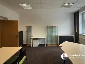 Pronájem kanceláře, Jičín, Vrchlického, 107 m2