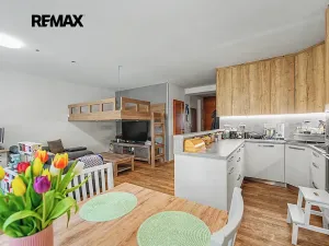 Prodej bytu 2+kk, Kamenice, Jednosměrná, 72 m2