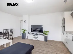 Prodej rodinného domu, Praha - Sobín, Brňovská, 215 m2